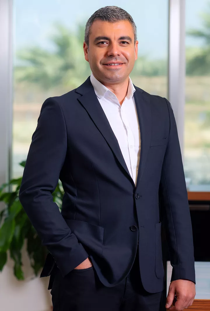 Matlı grup kurucusu Önder Matlı ve Keskinoğlu yönetimi için kurumsal portre fotoğraf çekimi gerçekleştirdik.